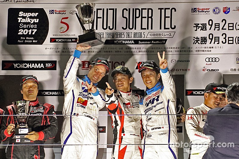 富士SUPER TECでシビックTCRの連勝がストップ。ゴルフTCRが初優勝