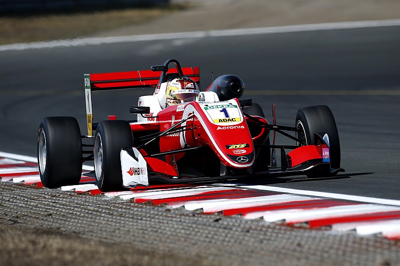 Zhou guida il poker Prema a Zandvoort e si prende la pole per Gara 1
