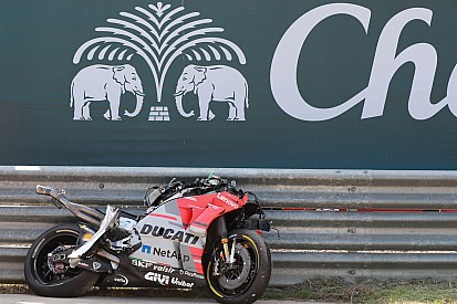 Lorenzót kórházba szállították az FP2-es bukását követően