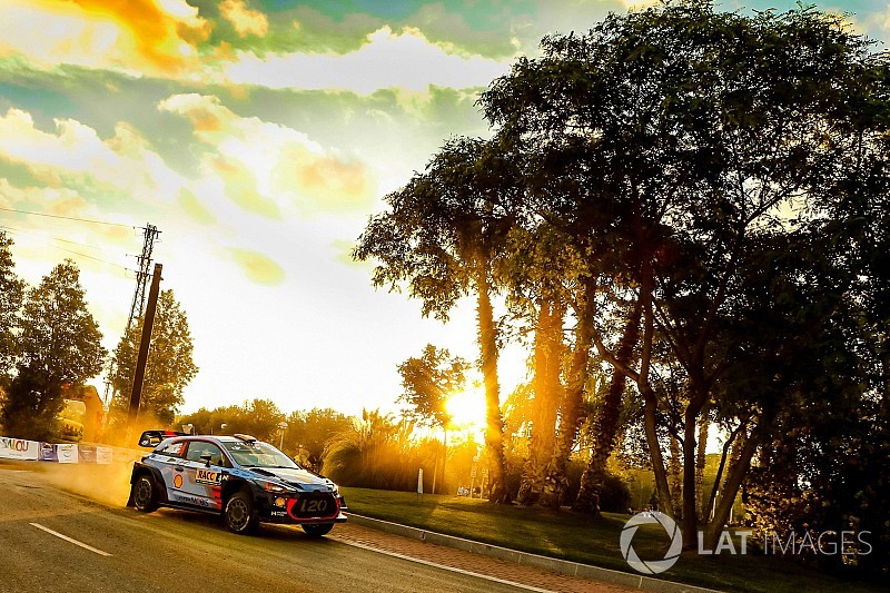 WRC Catalonië: Mikkelsen aan de leiding na eerste dag met Hyundai