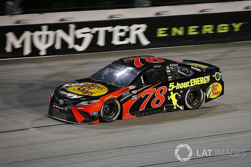 Equipe de atual campeão da NASCAR anuncia fim das operações