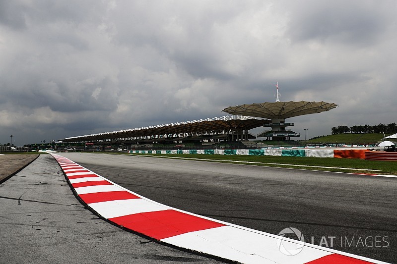 A Force India és a Williams is megkapja az új Mercedest motort