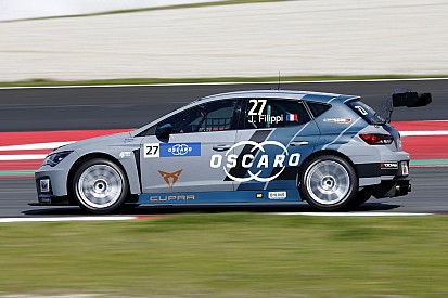 WTCR-Test Barcelona: Campos legt das Tempo vor