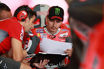 Ducati tak melarang Lorenzo tes Honda