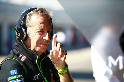 Tech-3-Teamchef: MotoGP-Saison 2017 hätte ein "Desaster" werden können