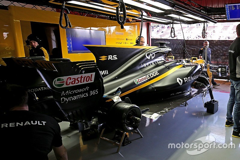 Barcelone, J2 - Mercedes en tête, Renault sacrifie sa matinée