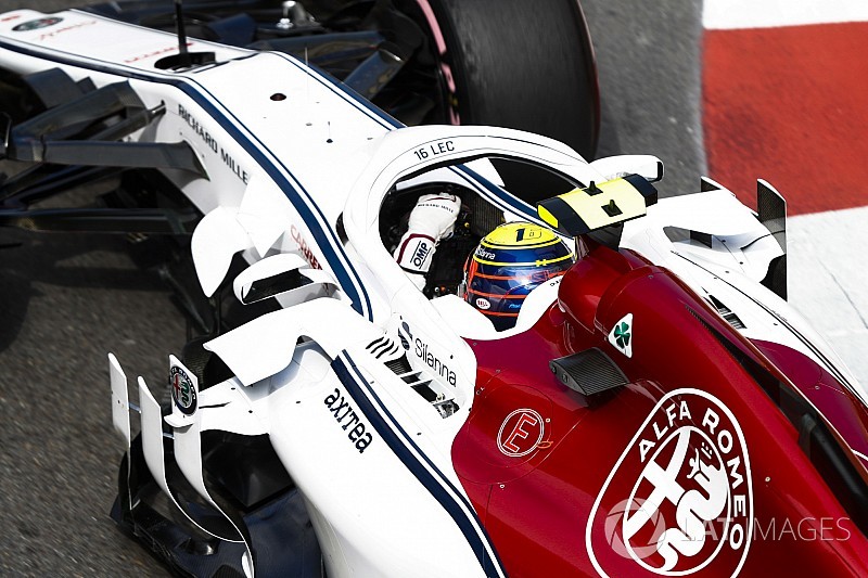 Leclerc, Ferrari'de yarışma hayali kuruyor