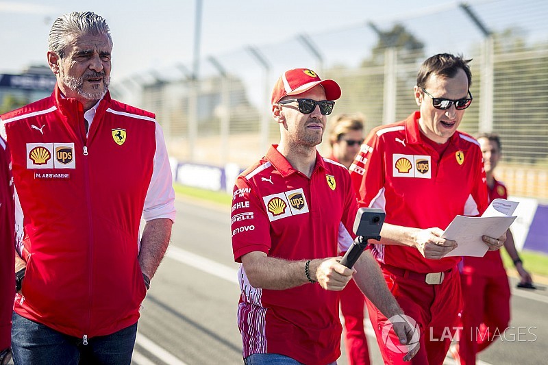 Vettel'in 2018 aracına verdiği isim belli oldu!