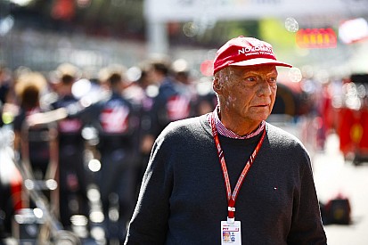 Broer Lauda “Het gaat godzijdank weer beduidend beter met Niki”
