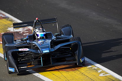 Lotterer: “La F.E si guida all’opposto delle auto cui sono abituato”