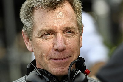 Goss eerste slachtoffer van grote reorganisatie bij McLaren