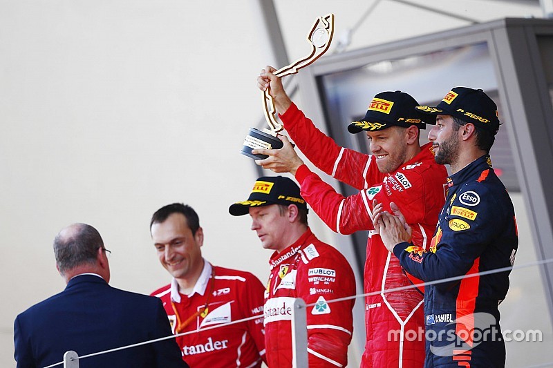 GP Monako: Vettel juara berkat strategi pit Ferrari