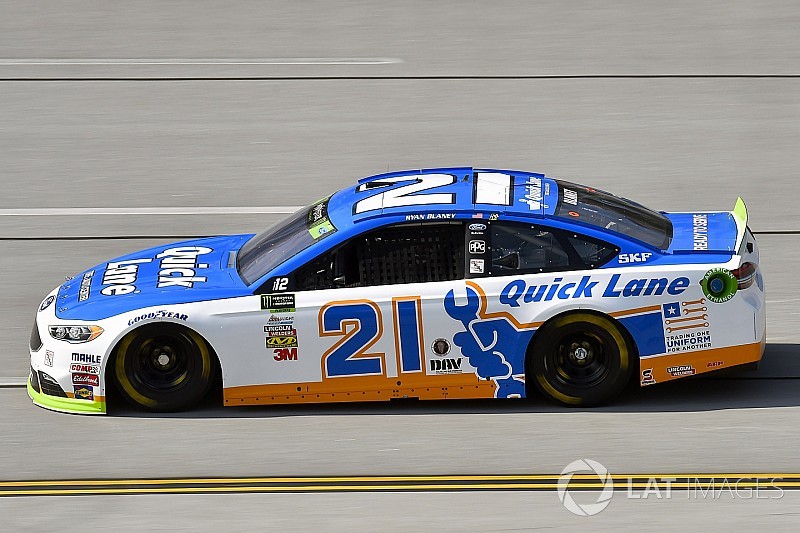 Ryan Blaney gana la etapa 2 en Talladega