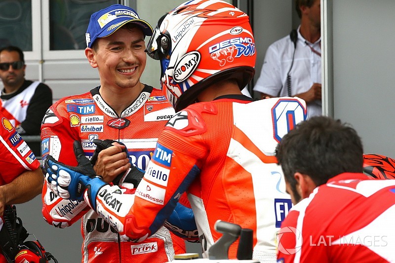 Lorenzo lobt Dovizioso: