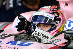 Sergio Perez, Sahara Force India VJM10, Alpinestars-Handschuh