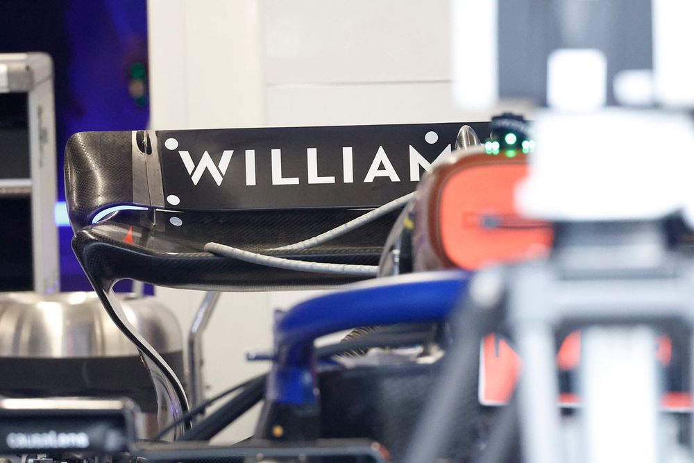 Williams FW45 detalle del alerón trasero