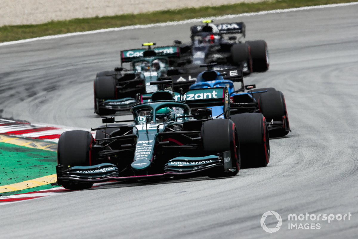 Lance Stroll, Aston Martin AMR21, Fernando Alonso, Alpine A521, Sebastian Vettel, Aston Martin AMR21, dan Pierre Gasly, AlphaTauri AT02