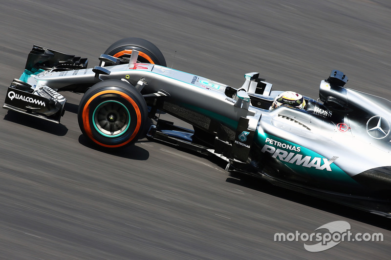Lewis Hamilton, Mercedes AMG F1 W07 Hybrid