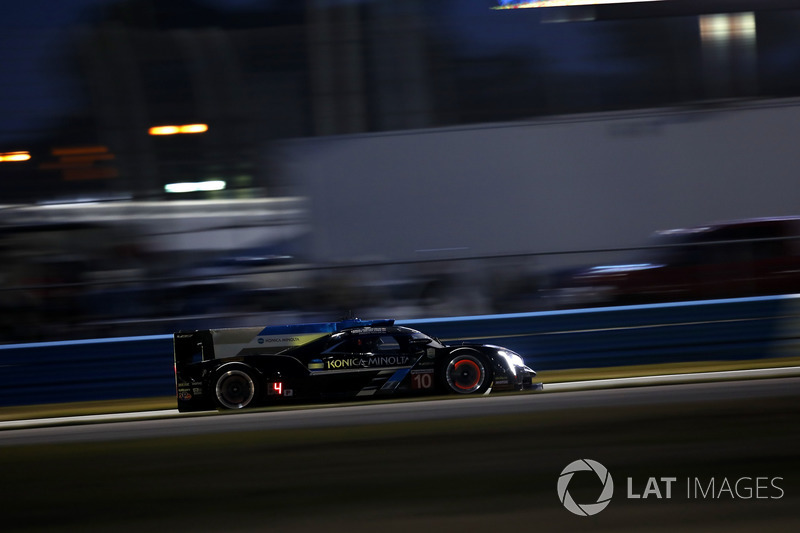 #10 Wayne Taylor Racing Cadillac DPi: Ренгер ван дер Занде, Джордан Тейлор, Райан Хантер-Рей