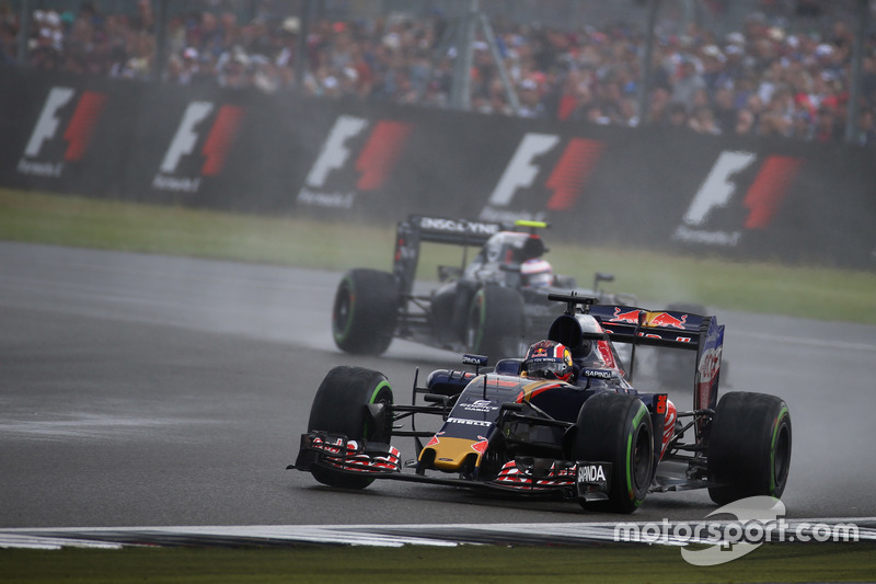 Данііл Квят, Scuderia Toro Rosso STR11