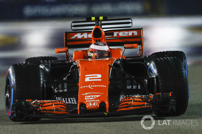 3: Stoffel Vandoorne