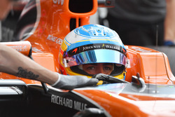 Fernando Alonso, McLaren MCL32