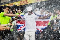 2017 Dünya Şampiyonu Lewis Hamilton, Mercedes AMG F1