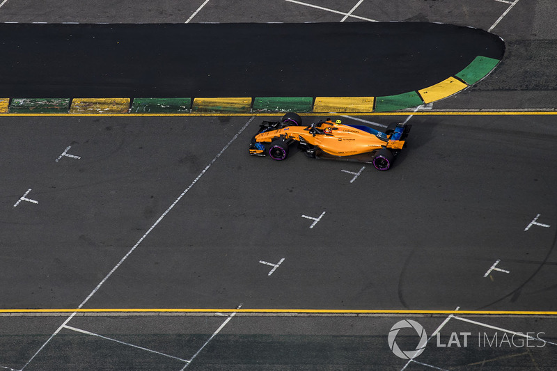 Stoffel Vandoorne, McLaren MCL33 Renault