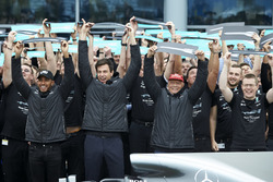 Lewis Hamilton, Mercedes AMG F1, Toto Wolff, directeur Mercedes AMG F1, Niki Lauda, voorzitter Merce