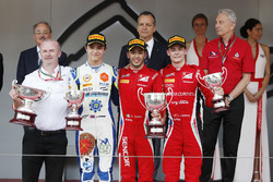 Podio: il vincitore della gara Antonio Fuoco, Charouz Racing System, il secondo classificato Lando Norris, Carlin, il terzo classificato Louis Deletraz, Charouz Racing System