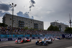 Ma Qing Hua, Team Aguri und Bruno Senna, Mahindra Racing