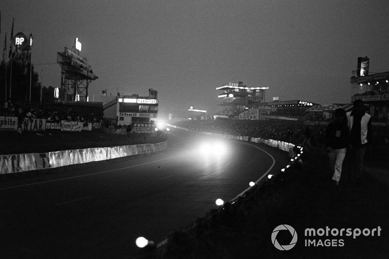 Cars at night towards the Dunlop Bridge