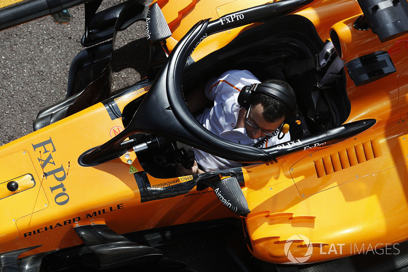 Fernando Alonso'nun aracı, McLaren MCL33