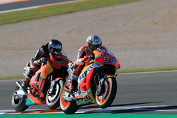 Marc Marquez, Repsol Honda Team, MIka Kallio, Red Bull KTM Factory Racing