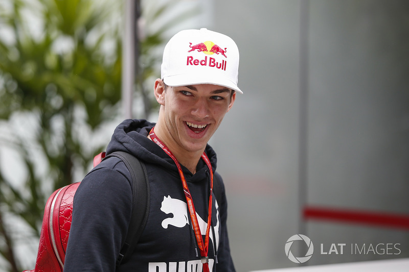 Daniil Kvyat gönderildi ve yerini Pierre Gasly aldı