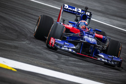 Marc Marquez alla guida di una Toro Rosso F1