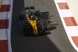 Carlos Sainz Jr., Renault Sport F1 Team RS17