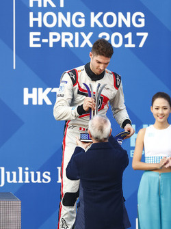 Podio: il terzo classificato Edoardo Mortara, Venturi Formula E