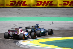 Lewis Hamilton, Mercedes AMG F1 W08 ve Sergio Perez, Sahara Force India F1 VJM10