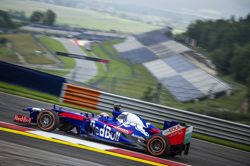 Marc Marquez alla guida di una Toro Rosso F1