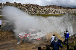 #304 Toyota Gazoo Racing Toyota: Жінель де Вільєр, Дірк фон Цітцевітц