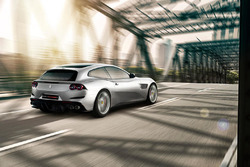Ferrari GTC4 Lusso T
