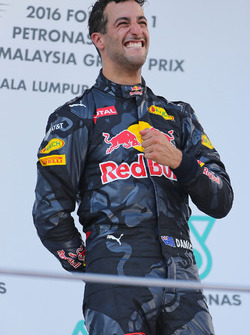 Podium: Racewinnaar Daniel Ricciardo, Red Bull Racing