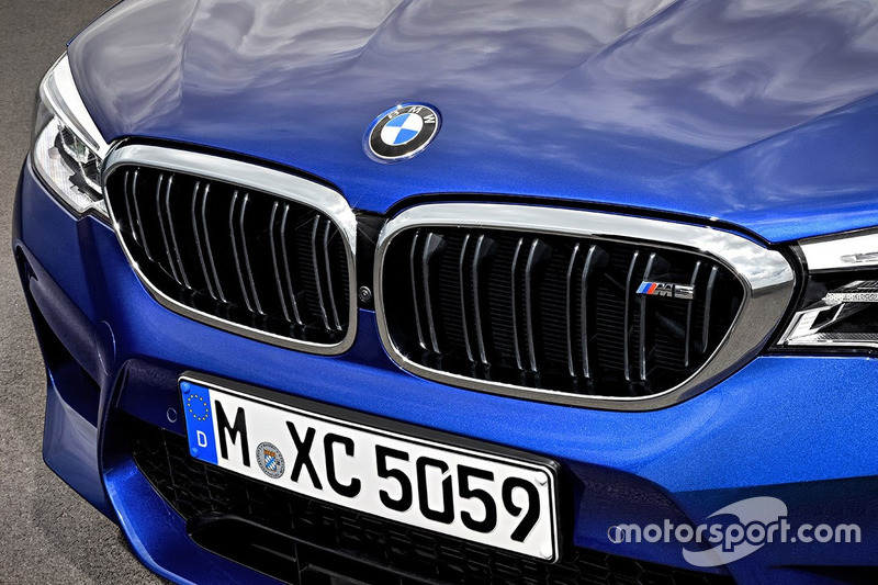 Фрагмент нового BMW M5