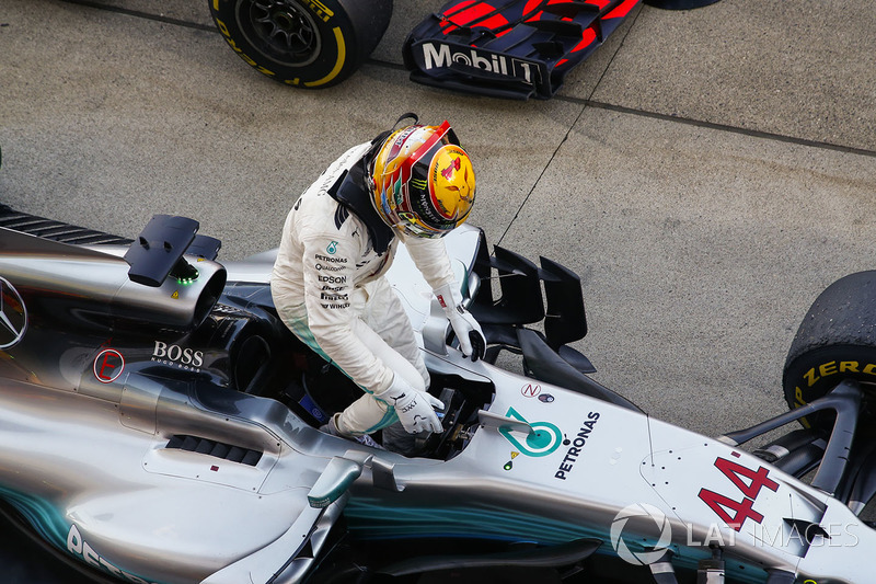 Race winner Lewis Hamilton, Mercedes AMG F1