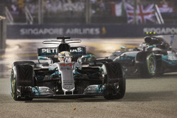 Lewis Hamilton, Mercedes AMG F1 W08, Valtteri Bottas, Mercedes AMG F1 W08