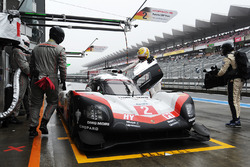 #2 Porsche Team Porsche 919 Hybrid: Timo Bernhard, Earl Bamber, Brendon Hartley
