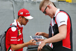 Sebastian Vettel, Ferrari signs autographs for the fans