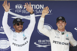 Polesitter Nico Rosberg, Mercedes AMG F1, tweede Lewis Hamilton, Mercedes AMG F1
