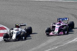 Шарль Леклер, Sauber C37, Серхіо Перес, Force India VJM11